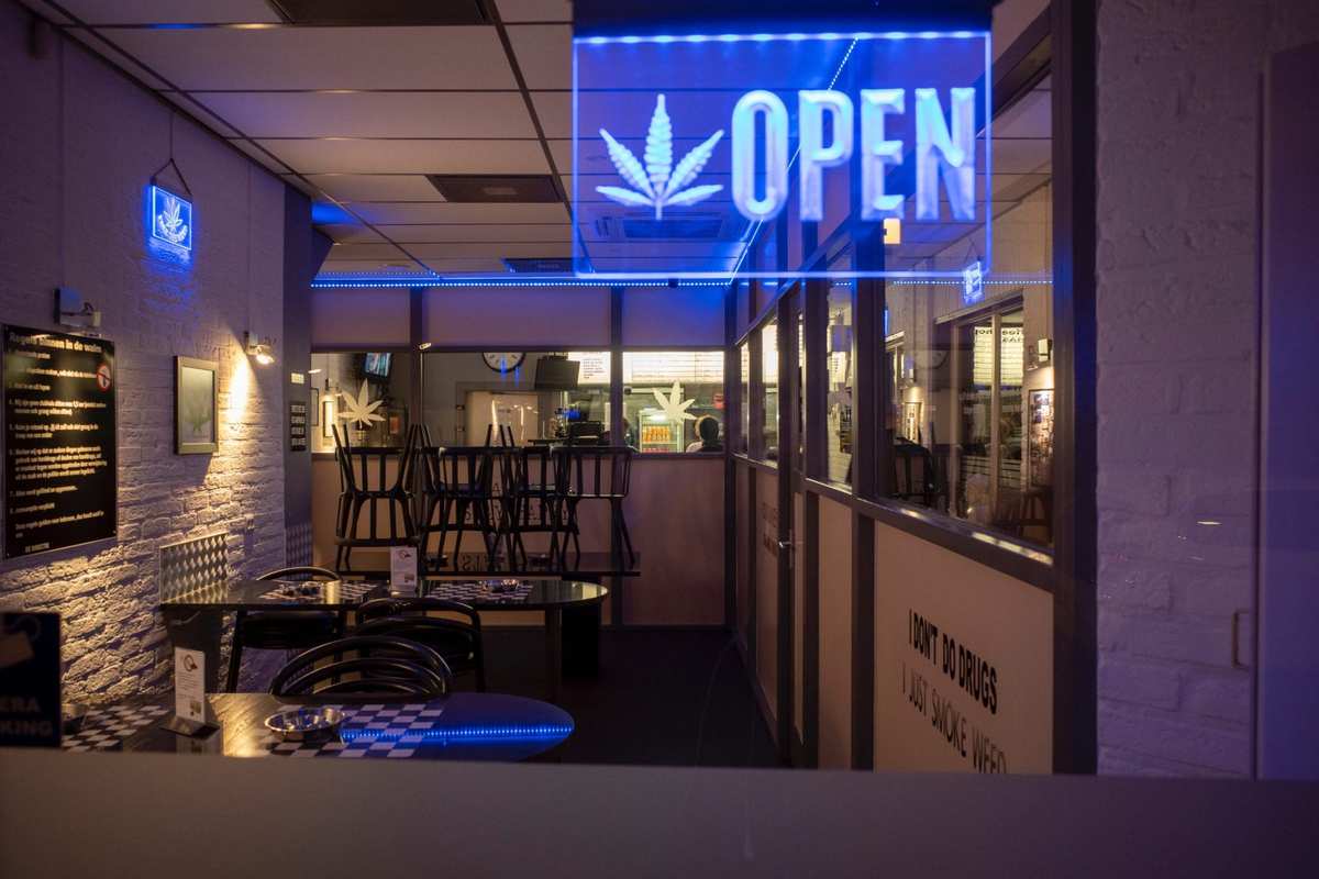美国大麻使用率首次超过吸烟率