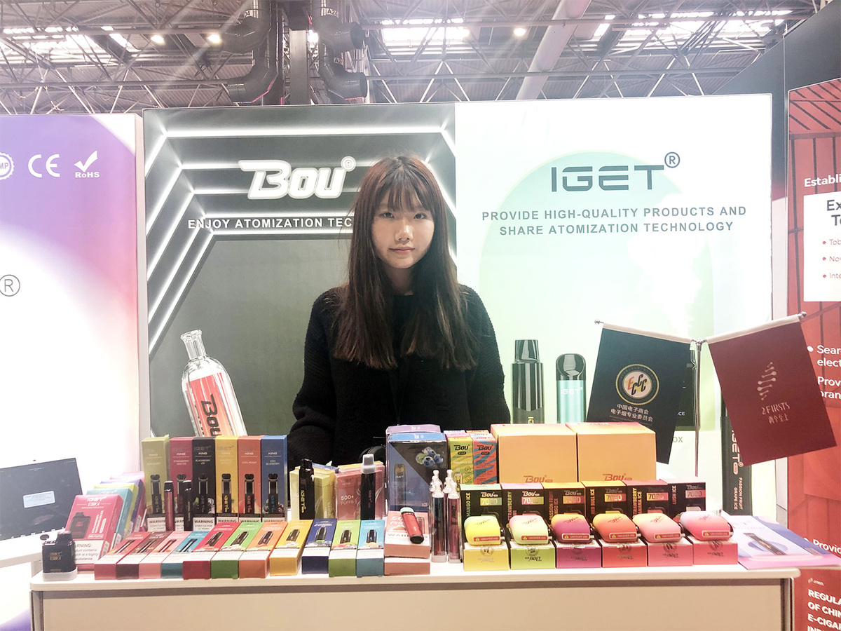 华鑫宇携IGET、BOU双品牌亮相英国伯明翰烟草展