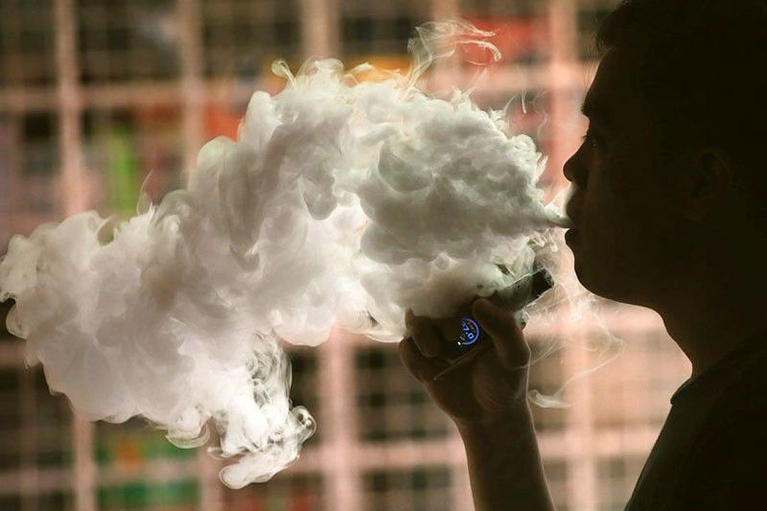 错误信息与误解：厂商和专家呼吁科学调研电子烟