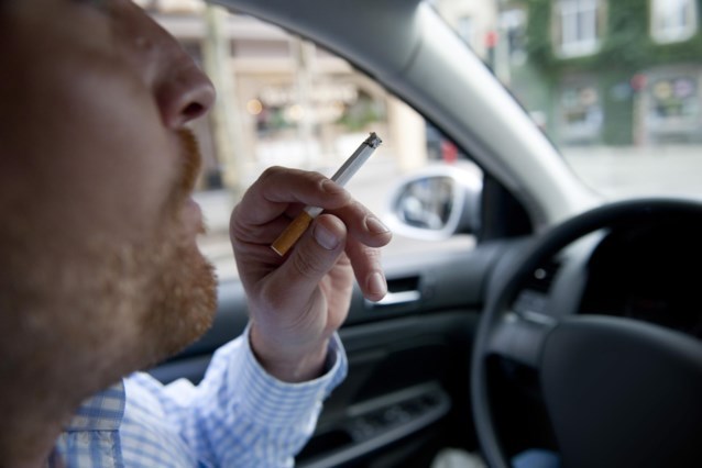 荷兰汽车内吸烟罚款仅三起 议员呼吁加强执法