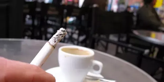 西班牙卫生部长开展禁烟运动 禁止电子烟香料并规范销售标签
