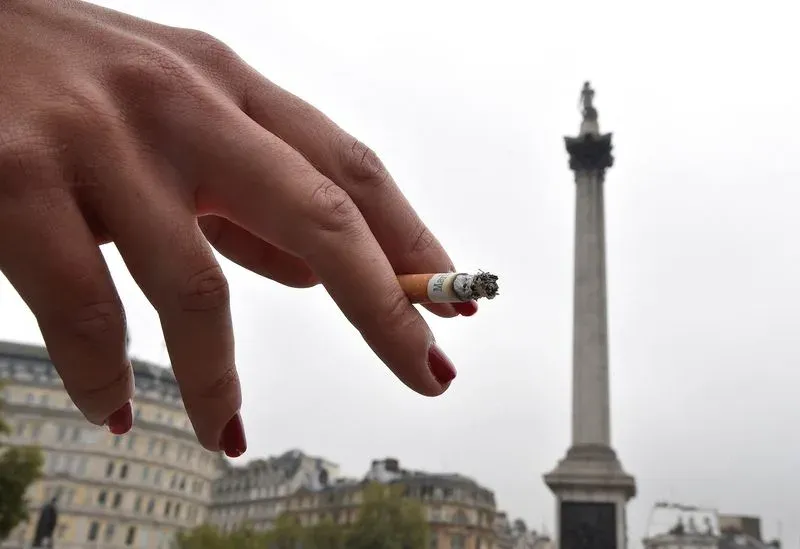 英国将实施全球最严反烟法 以履行消除青少年吸烟的承诺