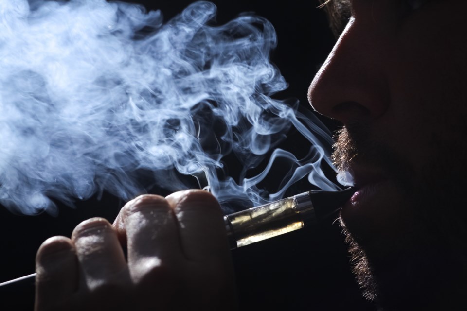 泰国政府加大打击电子烟走私力度：5月查获逾3万件非法电子烟