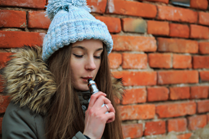 Forbes研究：美国肯塔基州青少年电子烟使用率居全美前列 南部地区占据前十
