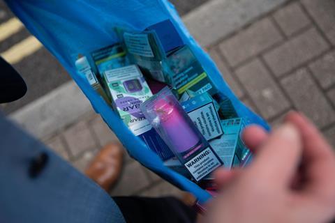 菲莫国际英国报告：半数伦敦商店售非法电子烟 苏格兰非法贸易年增20%