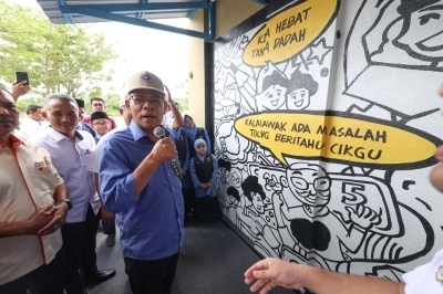 马来西亚内政部长警告:尿液检测可揭发电子烟摄入药物