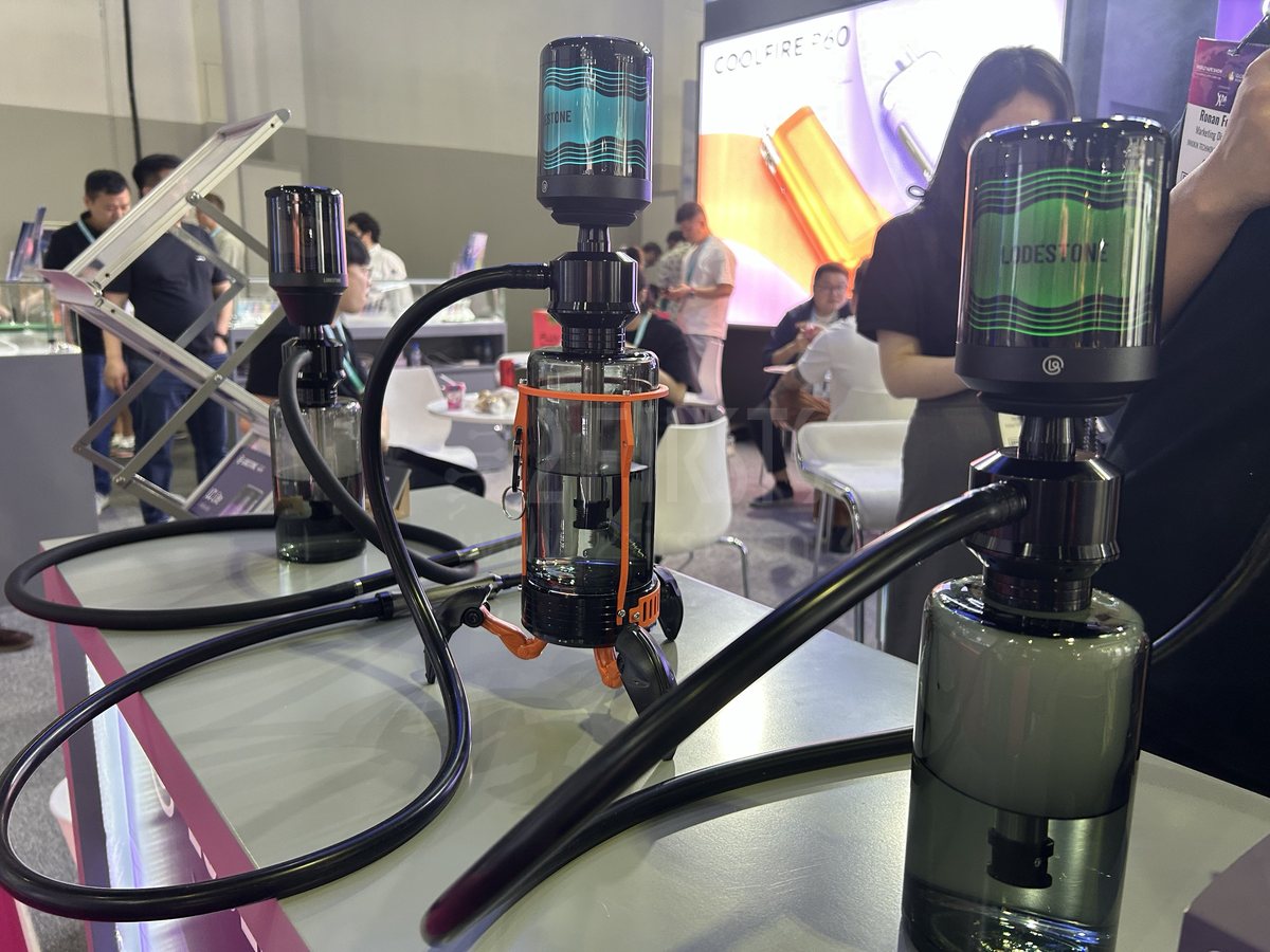 新品图集|新宜康、易佳特、卓力能等推出新型水烟设备