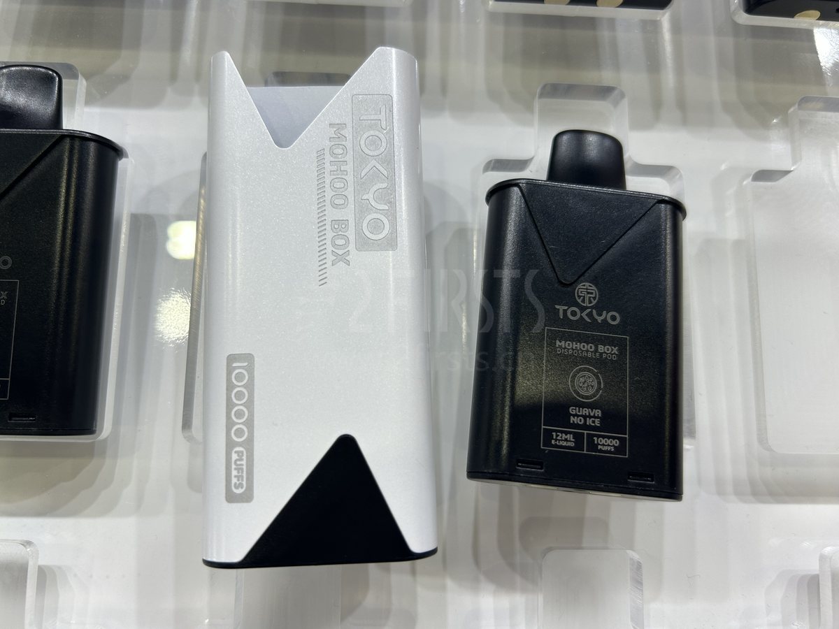 迪拜电子烟展观察|铝合金材质成新宠,RELX、HQD、合元等品牌竞相展示新品