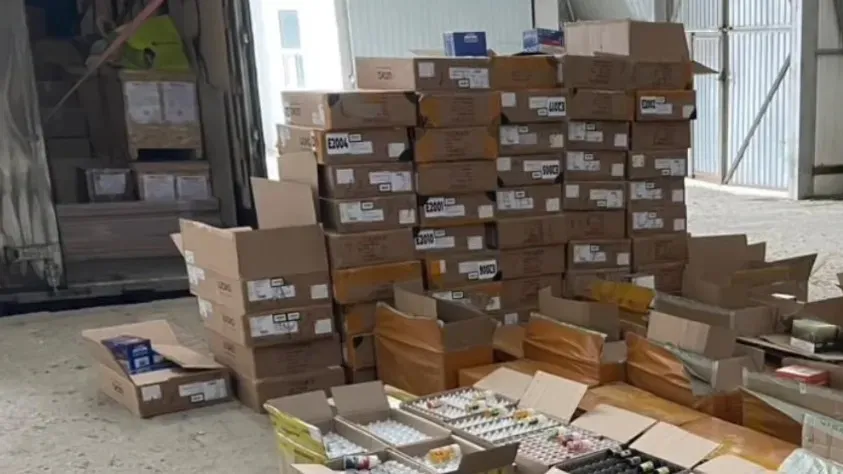 哈萨克斯坦查获价值约5万美元的电子烟走私案 两人被判6个月监禁